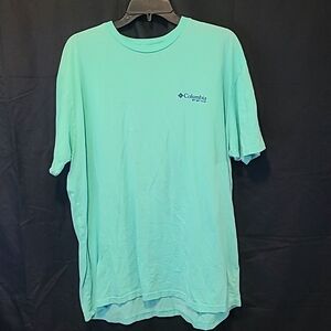 Mens XXL Columbia t-shirt